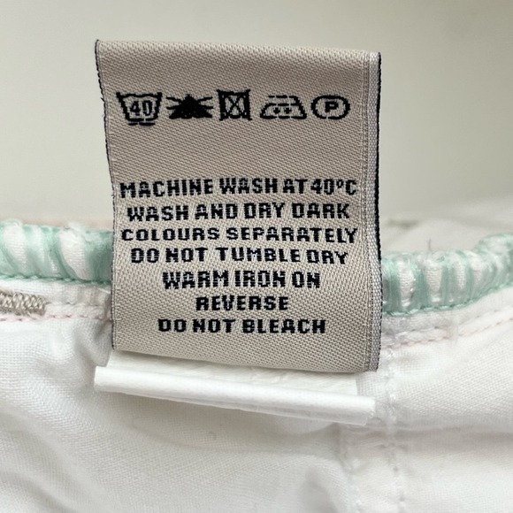 Boden White Straight Leg Jeans Mid Rise 30" Inseam Size‎ 6R - Picture 11 of 12